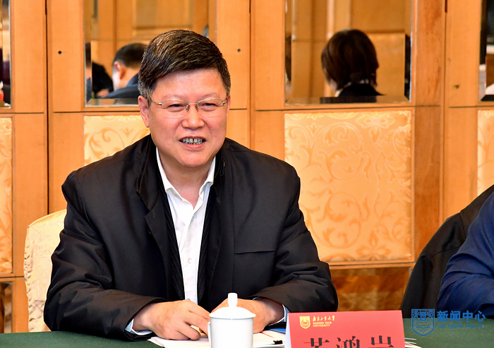 芮鴻巖書記.jpg