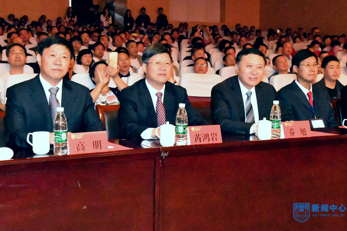 3校領(lǐng)導(dǎo)-11.jpg