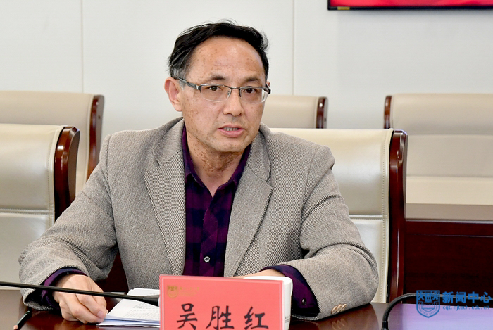 吳勝紅副校長(zhǎng).jpg