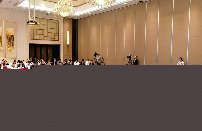 nEO_IMG_QCD_2321.jpg